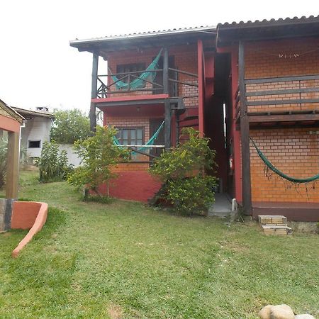 Casas Da Marli Hotel Barra de Ibiraquera Exterior photo